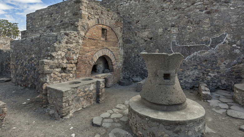 Restos de una panadería en Pompeya