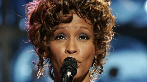 ¿Cuál fue la última canción grabada por Whitney Houston antes de su muerte?