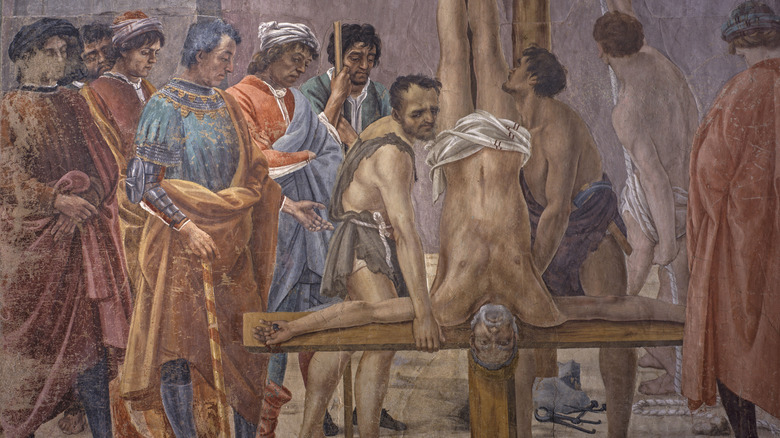 Representación artística de la crucifixión de San Pedro