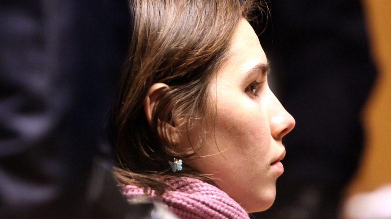 Amanda Knox en su juicio por asesinato