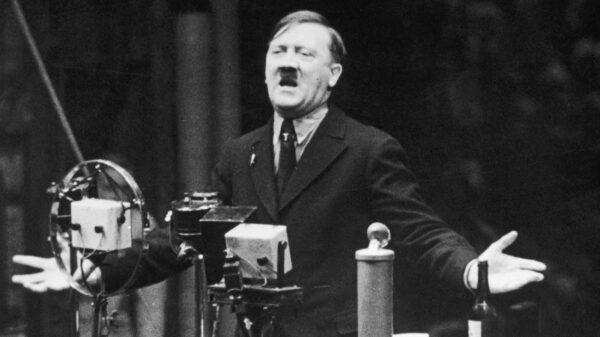 Así casi se llamó Adolf Hitler en lugar de Hitler