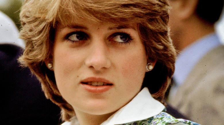 Princesa Diana sonriendo