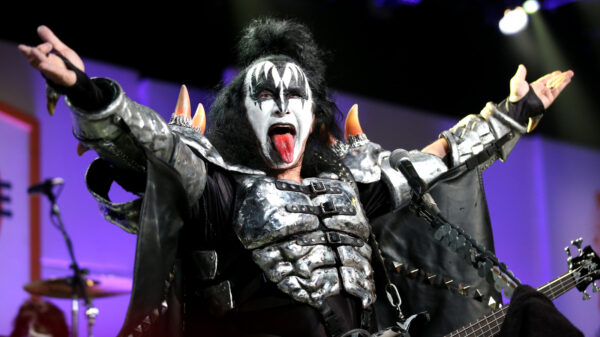 Estrellas del rock terrible: famosos que fueron personas malas