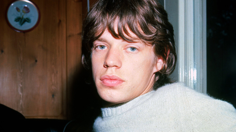 Retrato colorido de Mick Jagger en los 60