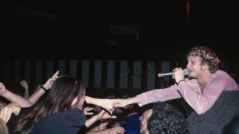 Layne Staley con su gata Sadie