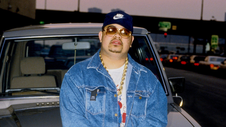 Heavy D con gorra