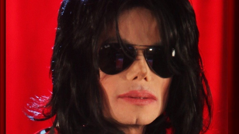Michael Jackson con gafas de sol