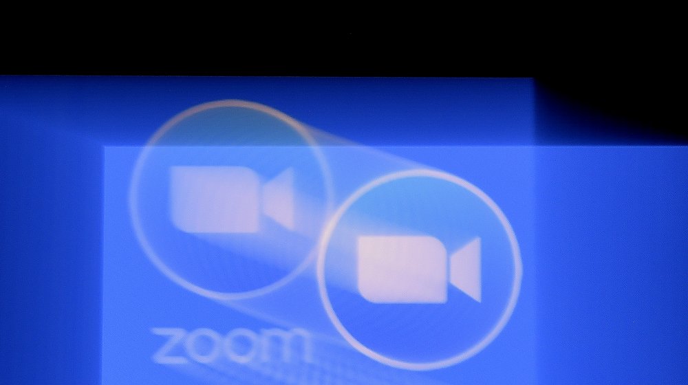 La Verdadera Razón para Reconsiderar el Uso de Zoom
