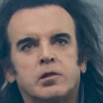 Por qué el bajista de The Cure, Simon Gallup, dejó la banda