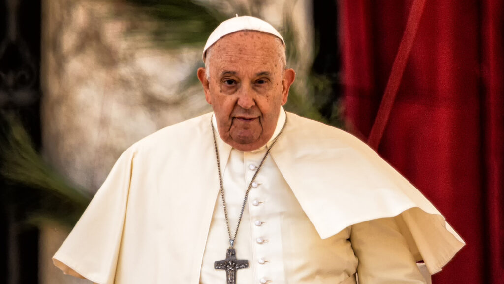 ¿Quién Podría Reemplazar al Papa Francisco? Sarna y Potenciales Candidatos