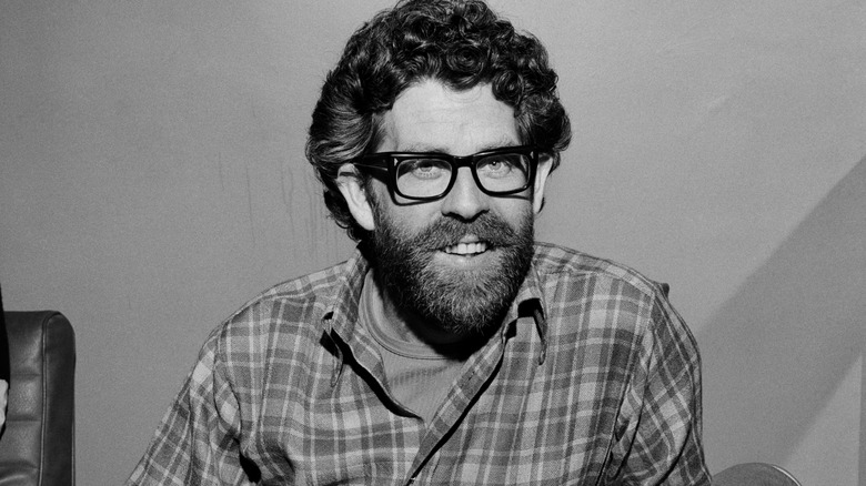 Rolf Harris sonriendo