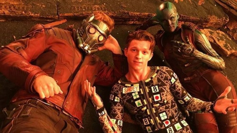 Tom Holland con el traje de Spiderman