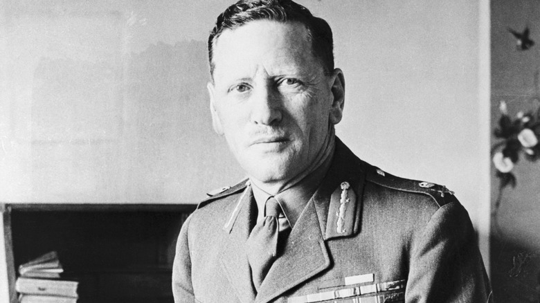 Wavell en su oficina