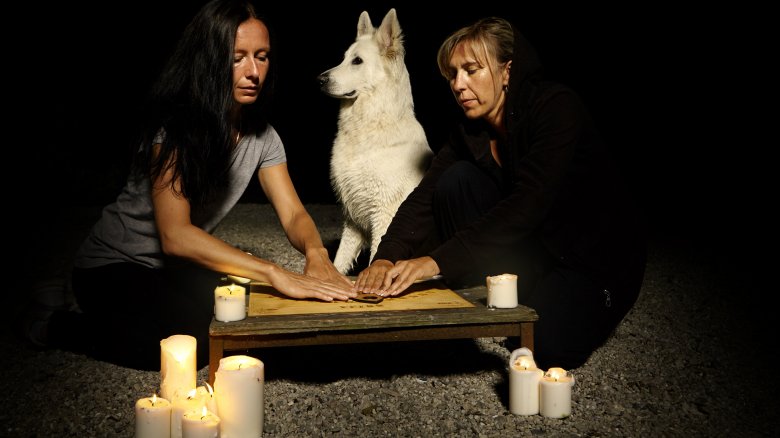parejas con ouija
